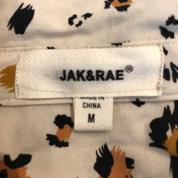 JAK & rae ivory leopard long sleeve button up top sz M - Picture 5 of 6